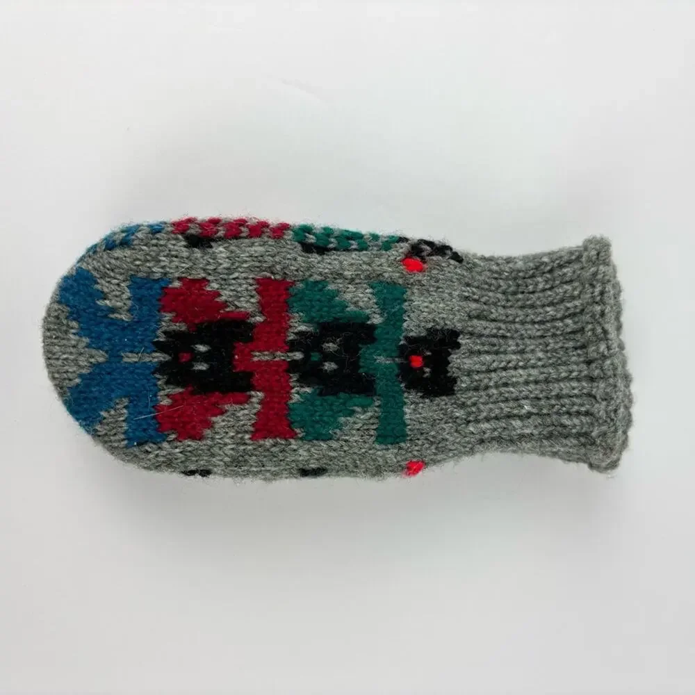Vintage 60’s Creslan Kids Mittens NWT Deadstock